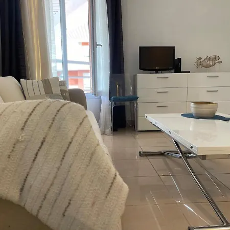 Perfect Airport Apartamento